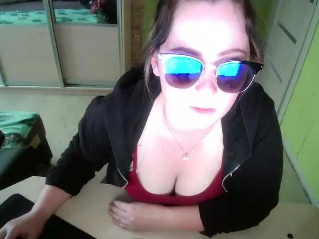 Live sex webcam photo for M1kaella #242926393