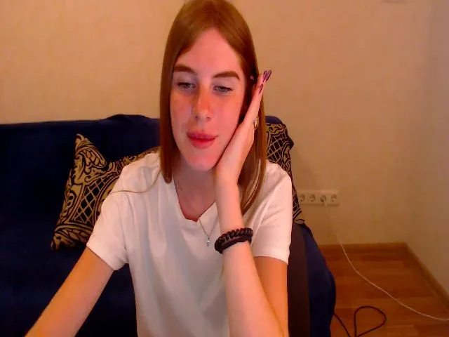 Live sex webcam photo for Vesnyshka #255417078
