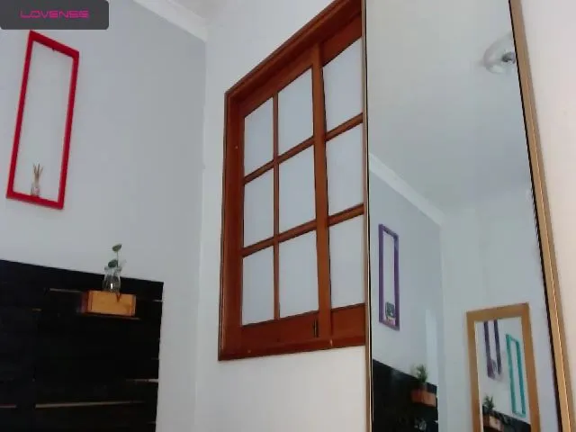 Live sex webcam photo for vick_harris #254612664