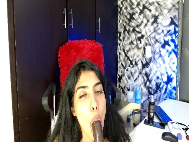 Live sex webcam photo for Brigtstar_ #252668747