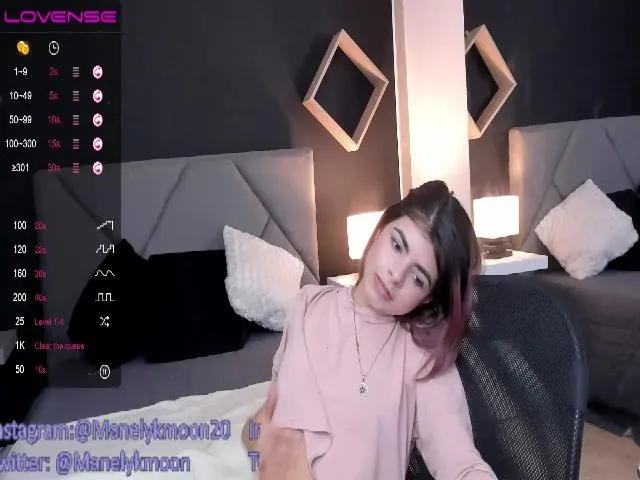 Live sex webcam photo for Manelyk_m #256947723