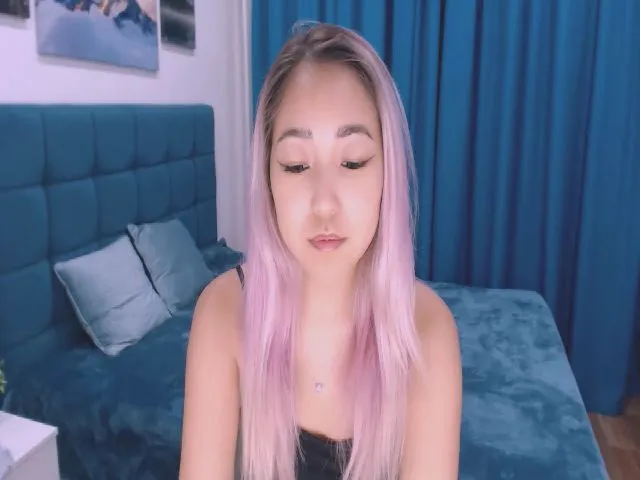 Live sex webcam photo for ArinaTigress #263608170