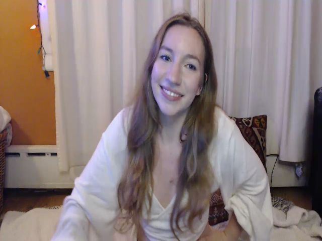 Live sex webcam photo for FawnWilde #257375470