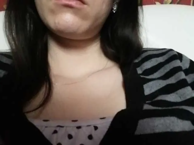 Live sex webcam photo for malaya1234980 #241051842