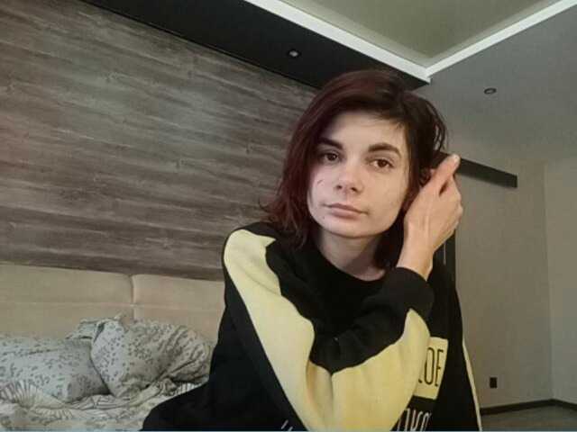 Live sex webcam photo for DirtyUp #241075550