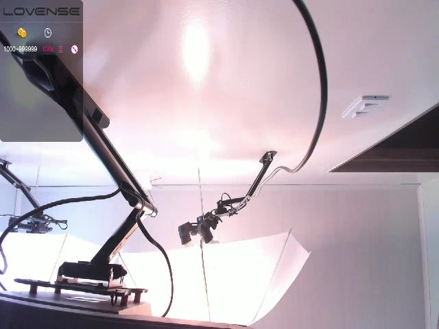 Live sex webcam photo for VioletaRoux #261217538