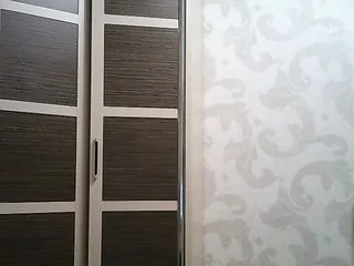 Live sex webcam photo for EmiliRose #240535653