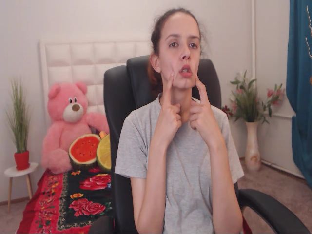 Live sex webcam photo for IrisNichols #265198465