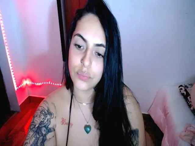 Live sex webcam photo for Dulce_doll #264060160