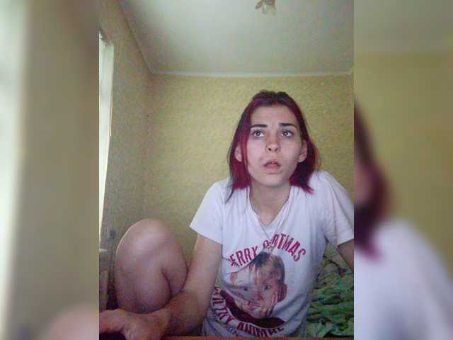 Live sex webcam photo for Polly40 #248360611