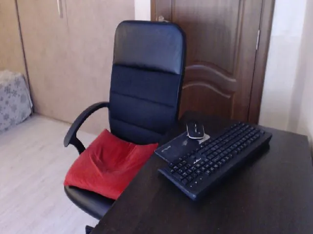 Live sex webcam photo for MisJulia #253498880