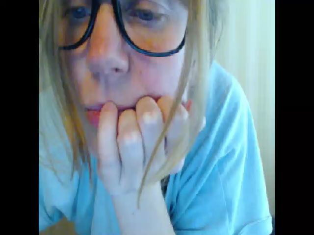 Live sex webcam photo for A_Girlie #259941250