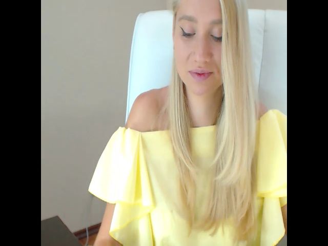 Live sex webcam photo for Miss_Sylvia #264928319