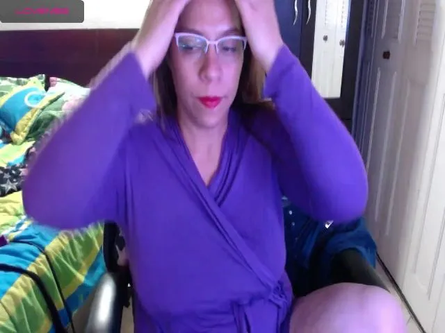 Live sex webcam photo for kattaleyapink #260992677