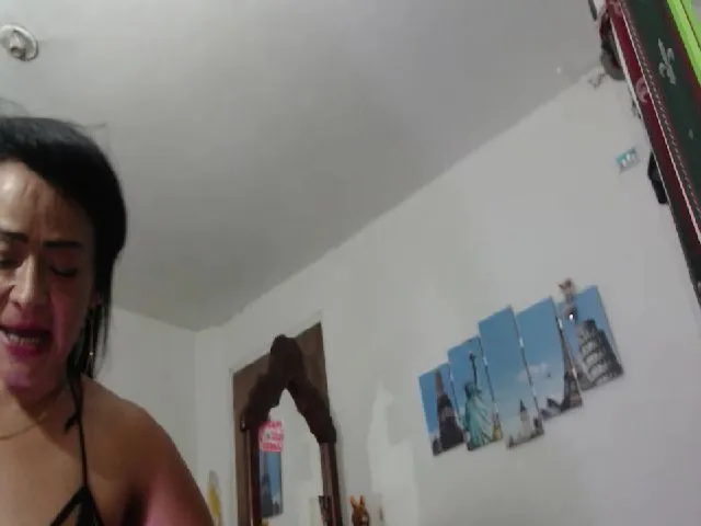 Live sex webcam photo for seleneh #264004120