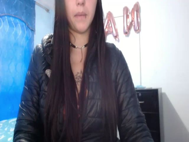 Live sex webcam photo for Hot_skinny_ #261586478