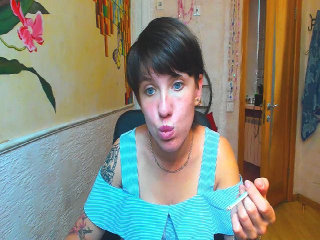 Live sex webcam photo for Reginasmilee #255845751