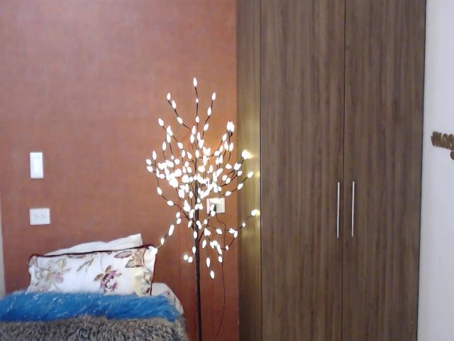 Live sex webcam photo for Forevermanu #258612123