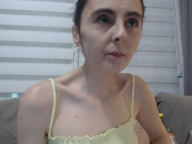 Live sex webcam photo for cleophee #287942193