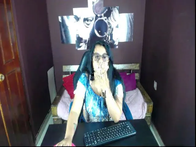 Live sex webcam photo for Hana_cute #259487578