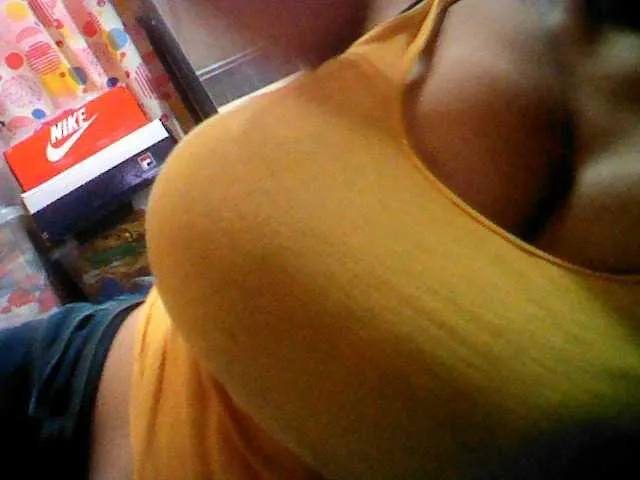 Live sex webcam photo for BarbieBigTits #241247338