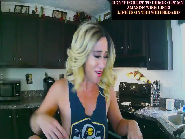 Live sex webcam photo for DaniBrasshole #255944279
