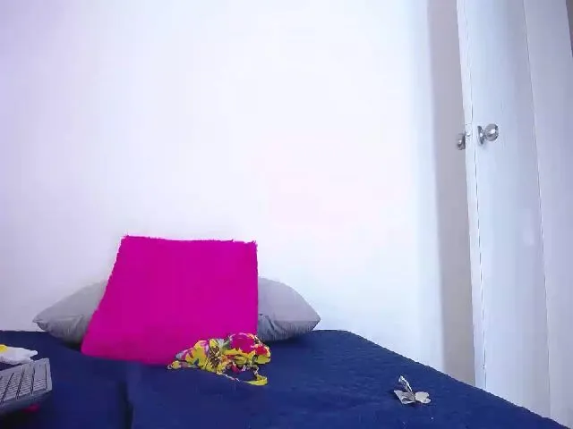 Live sex webcam photo for Chrishadoll #252267208