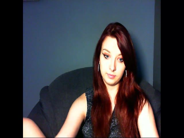 Live sex webcam photo for VirginLuna18 #253802523