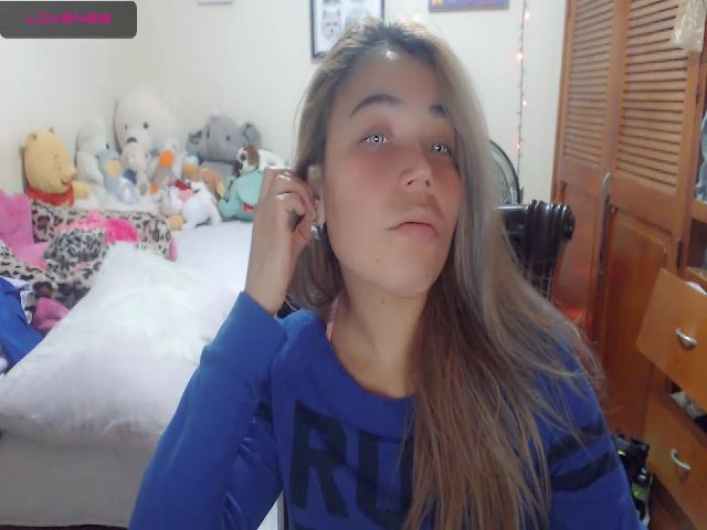 Live sex webcam photo for Meganhill_ #255791518