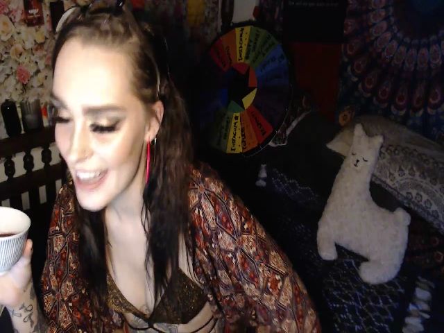 Live sex webcam photo for LlittleLlama #256232614