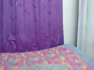 Live sex webcam photo for Lindsy_blue #252061407