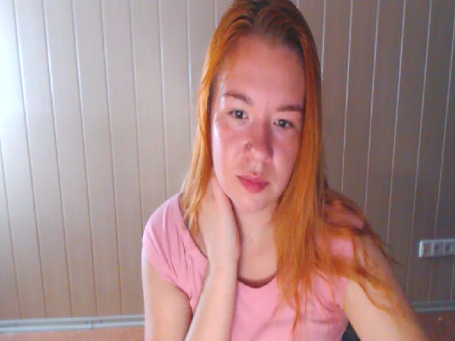 Live sex webcam photo for JiMiola #256175546