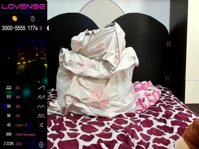 Live sex webcam photo for SquirtyAly69 #259800923