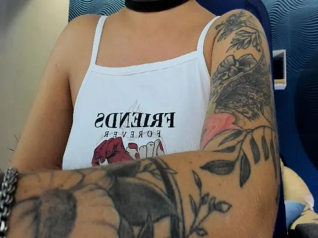 Live sex webcam photo for AkioTy #265484915