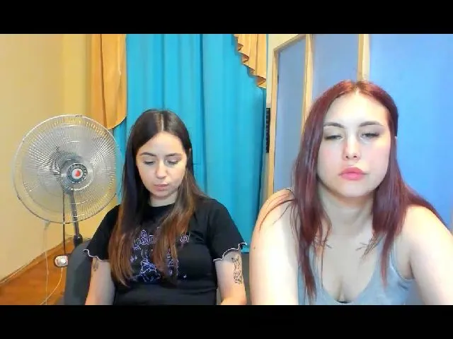 Live sex webcam photo for BeautiAmber #254128111