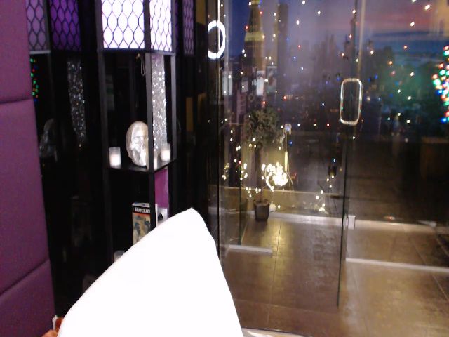 Live sex webcam photo for sunn_o #254083900