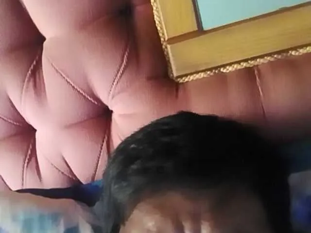 Live sex webcam photo for asianleanne #241310403