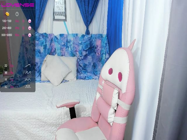 Live sex webcam photo for Sexxy_blonnde #264329327