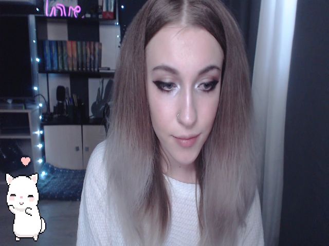 Live sex webcam photo for Your_Ellie #261132755