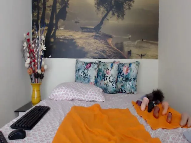 Live sex webcam photo for AikoTailor #287876108