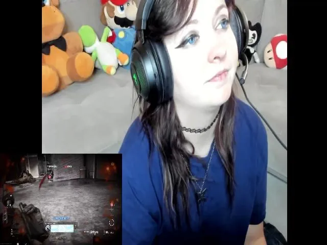 Live sex webcam photo for PrincessBluu #261592604