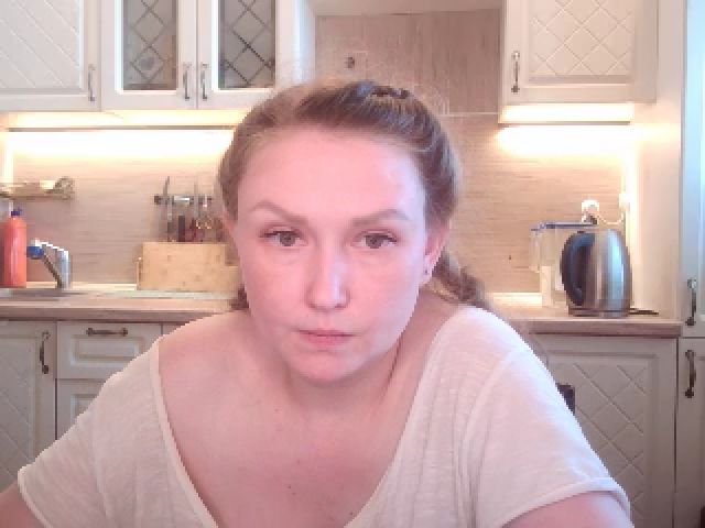 Live sex webcam photo for JaneGrey111 #252746235