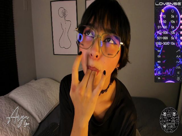 Live sex webcam photo for Arya_Line #252457787