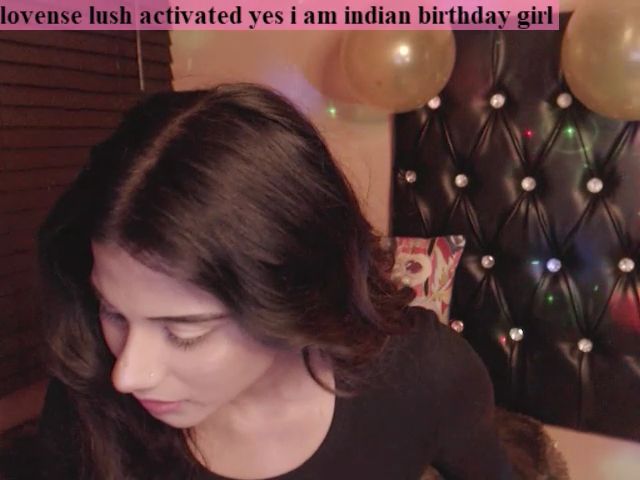 Live sex webcam photo for PARADISEQEEN #253520468