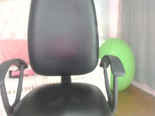 Live sex webcam photo for Emily_Lopez #260781686