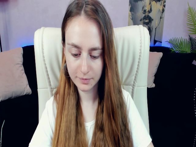 Live sex webcam photo for MissTianaa #253141829