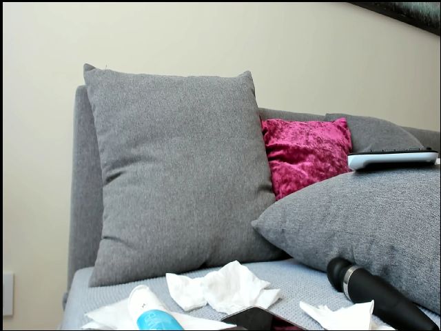 Live sex webcam photo for ArianaOnFire #260661011