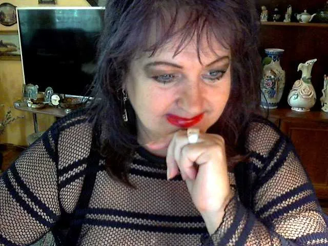 Live sex webcam photo for ElenaZed #287984968