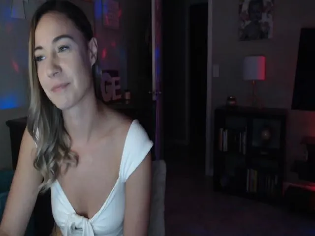 Live sex webcam photo for OhYesCeleste #254728498