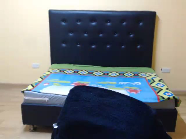 Live sex webcam photo for Aishafoxxx #261687261